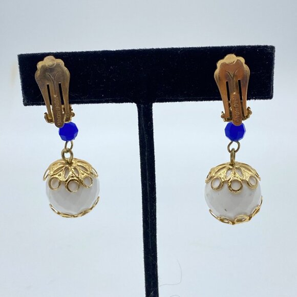 Vintage Hong Kong Red Blue & White Clip-On Dangle Earrings Gold-Tone Filigree - Picture 3 of 9